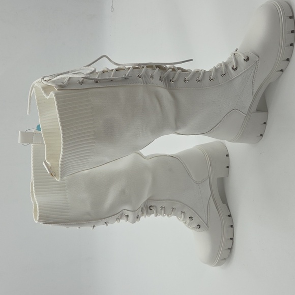 Women's White Knee-High Lace-Up Boots PU and Knit Material New - Picture 12 of 16